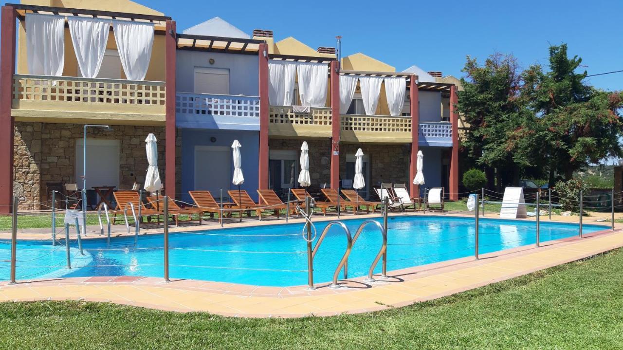 Ydna Family Hotel Apartments Possidi Extérieur photo