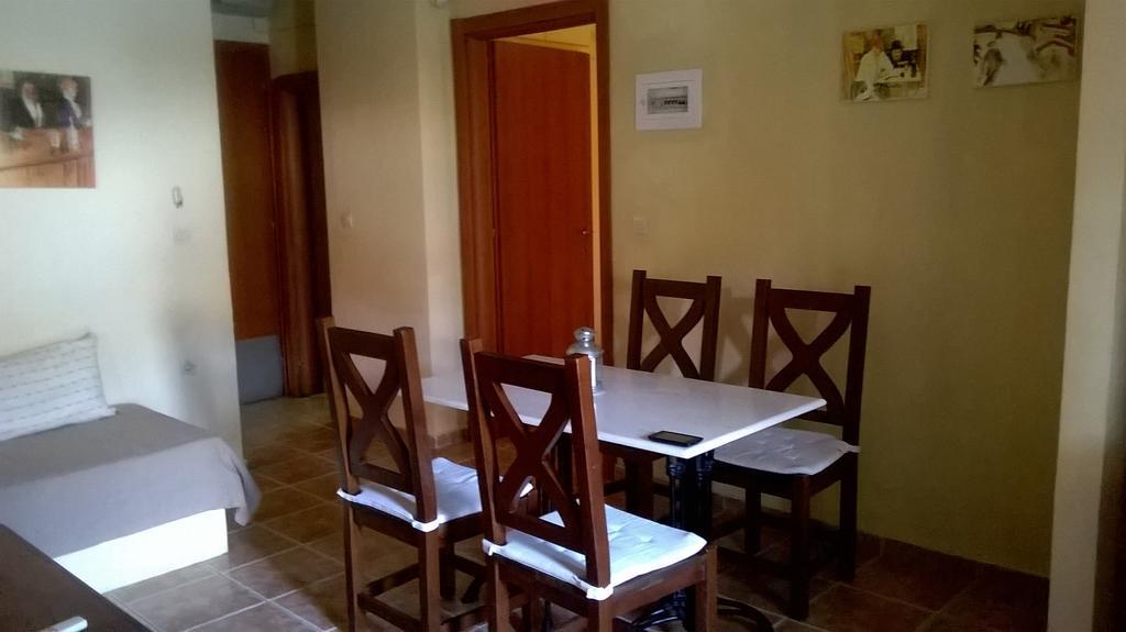 Ydna Family Hotel Apartments Possidi Chambre photo